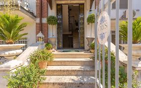 CRYS: Apartments, Holiday, Business, Verde